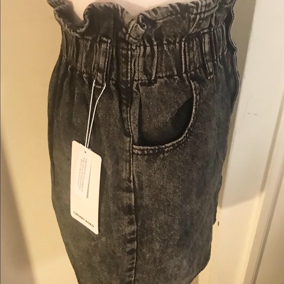 NWT Paperbag Waist Black Acid Wash Denim Skirt - Picture 2 of 5